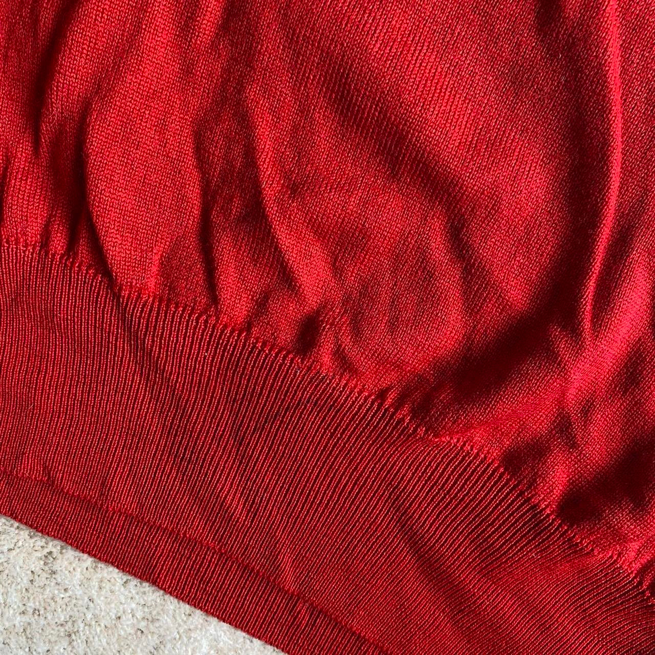 100% wool red turtleneck jumper L