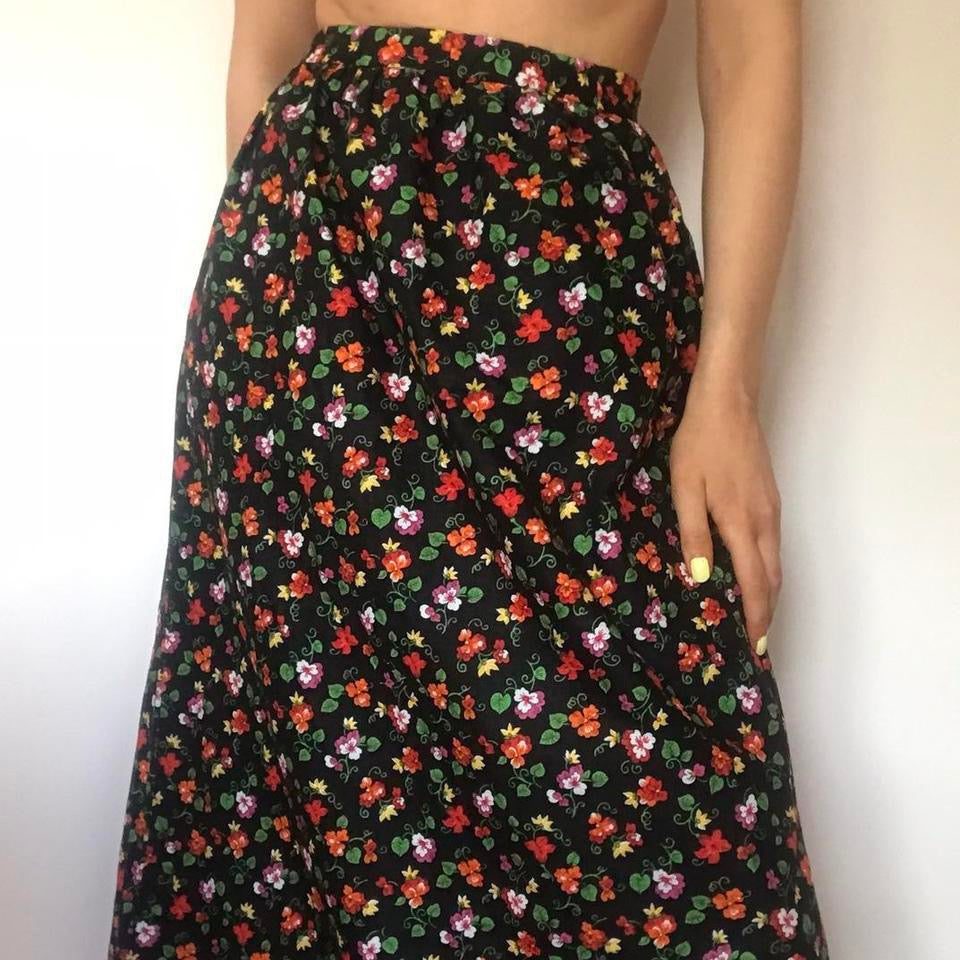 100% cotton floral midi skirt w26”