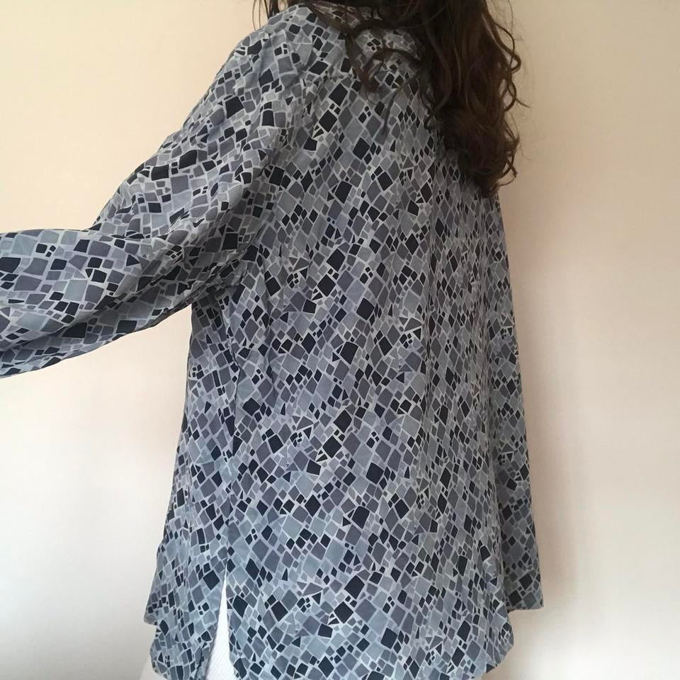 100% silk blue and navy shirt XL