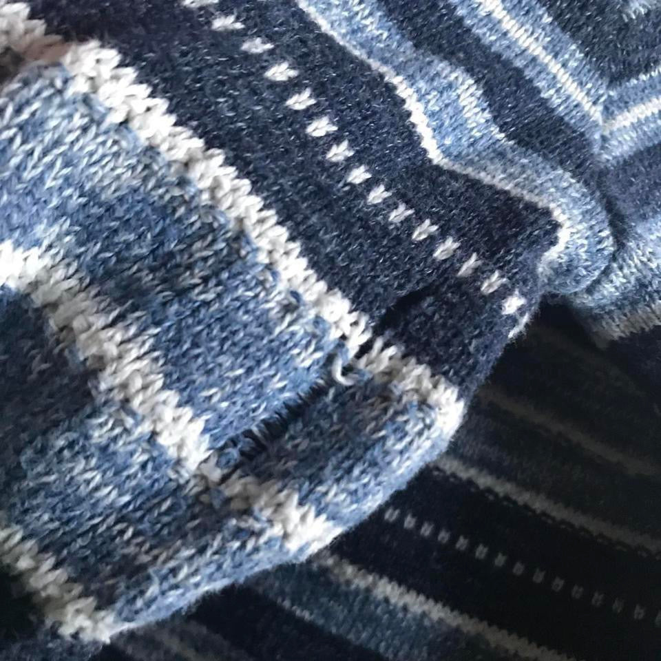 Chaps 100% cotton blue striped jumper medium