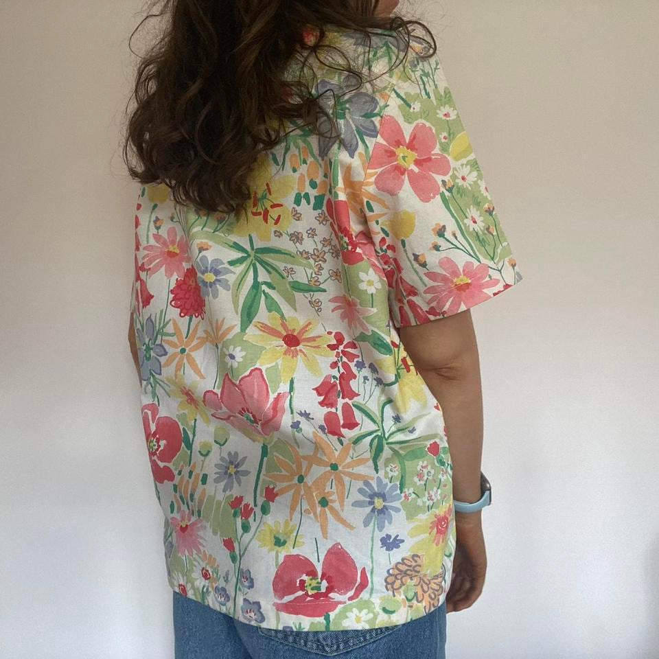 100% cotton bright floral multicoloured shirt large