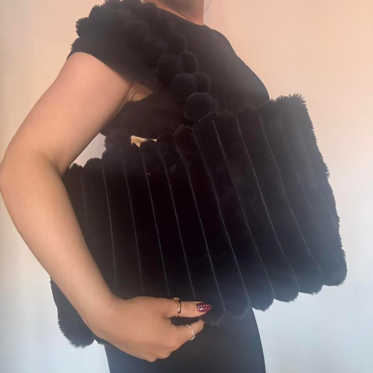Black fluffy bag