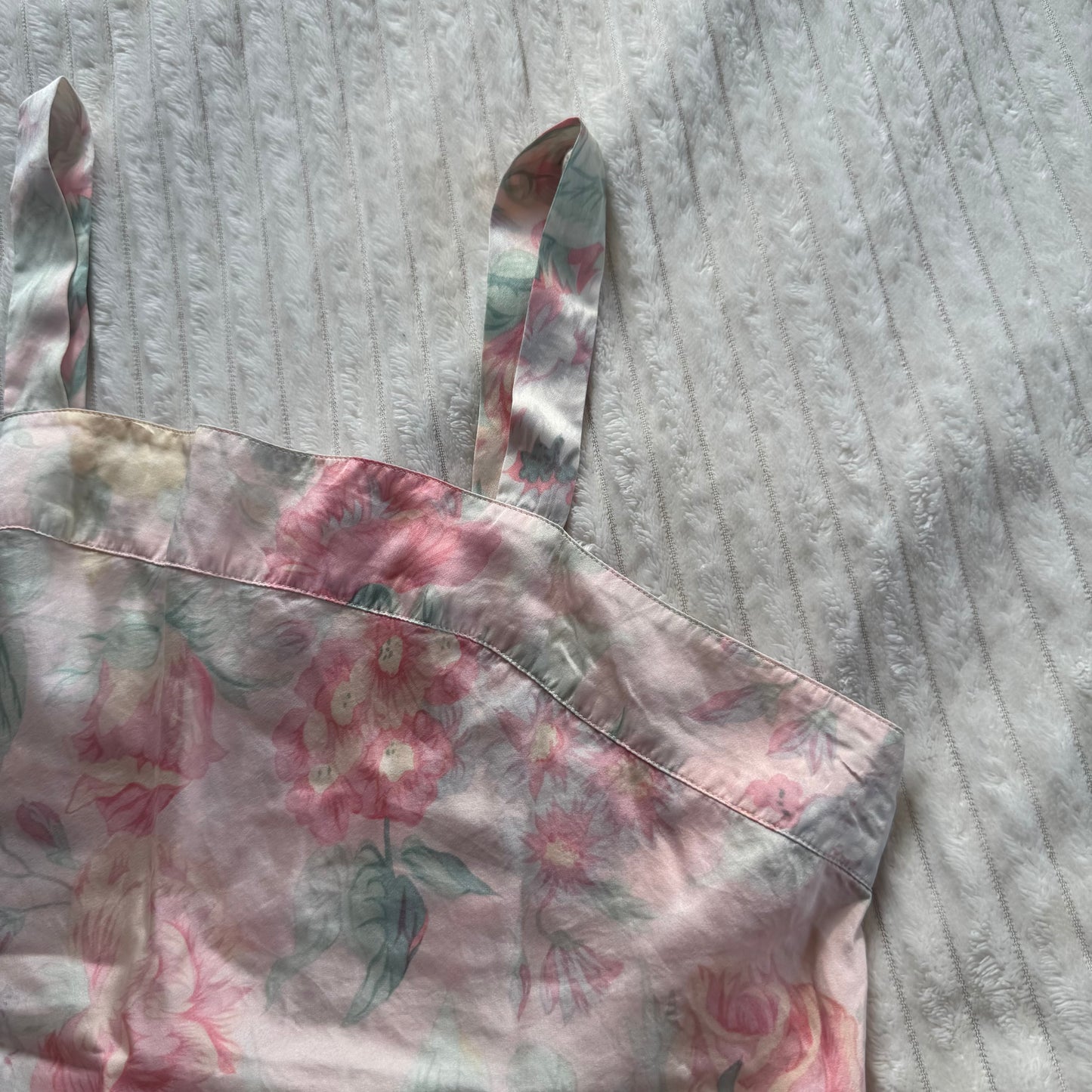 Victoria’s Secret silk top S