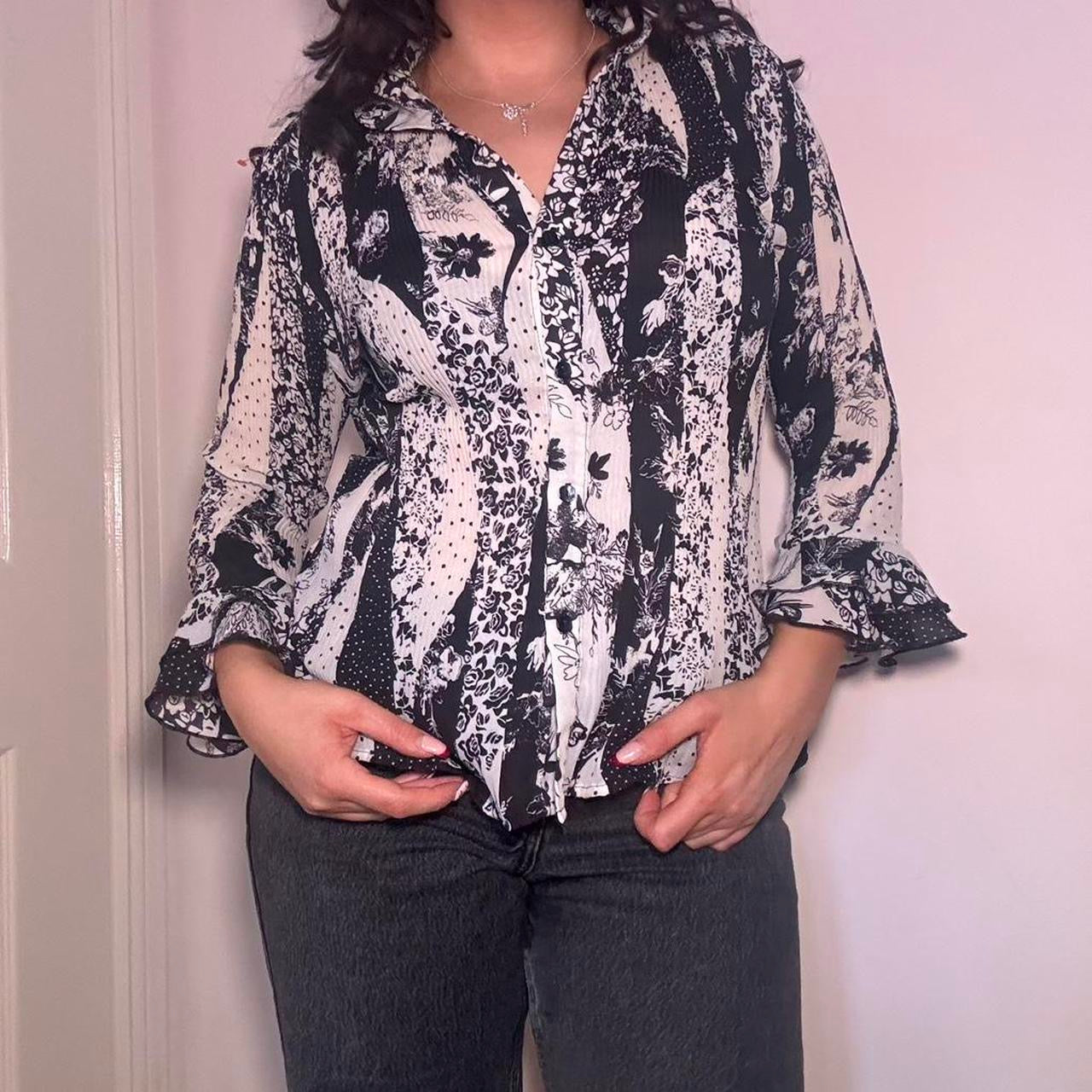 00s black & white crinkle shirt S-XL