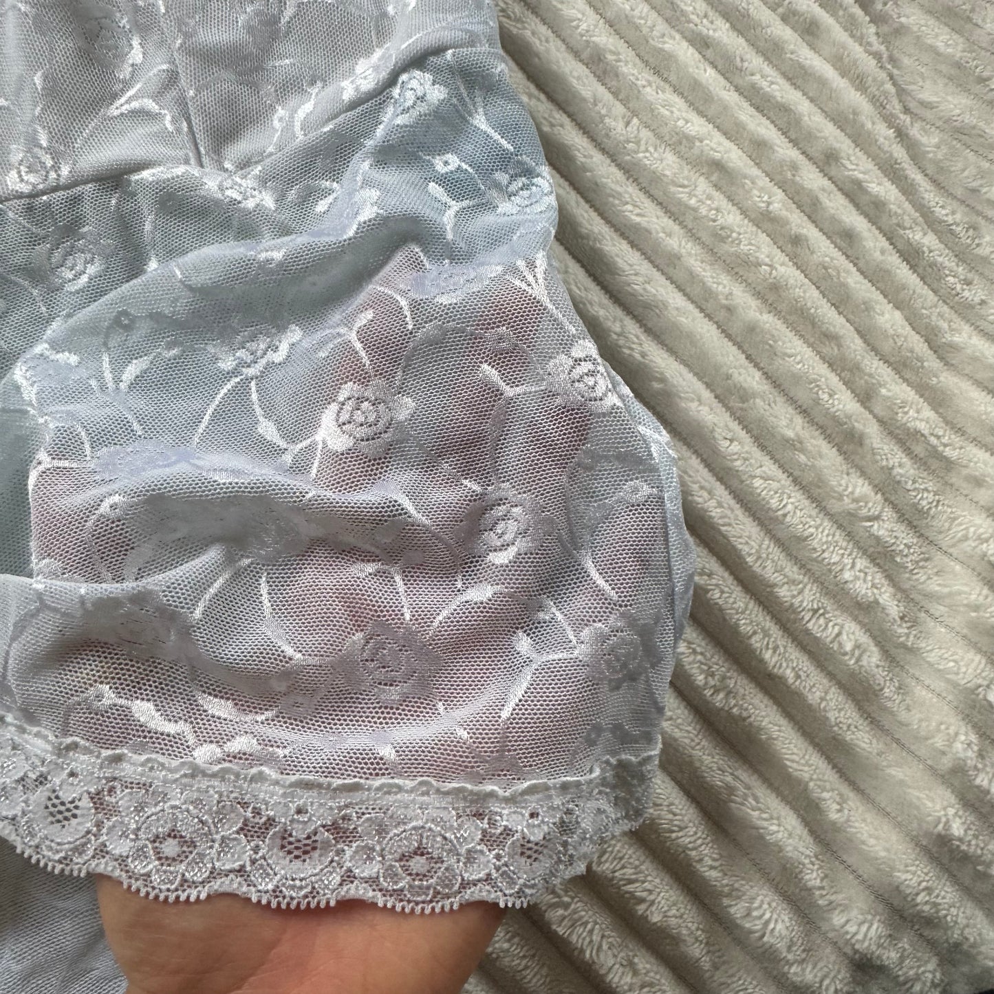 00s white lace sheer top XS