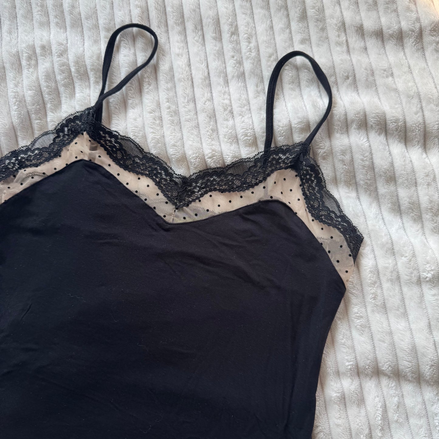 00s black lace cami S/M