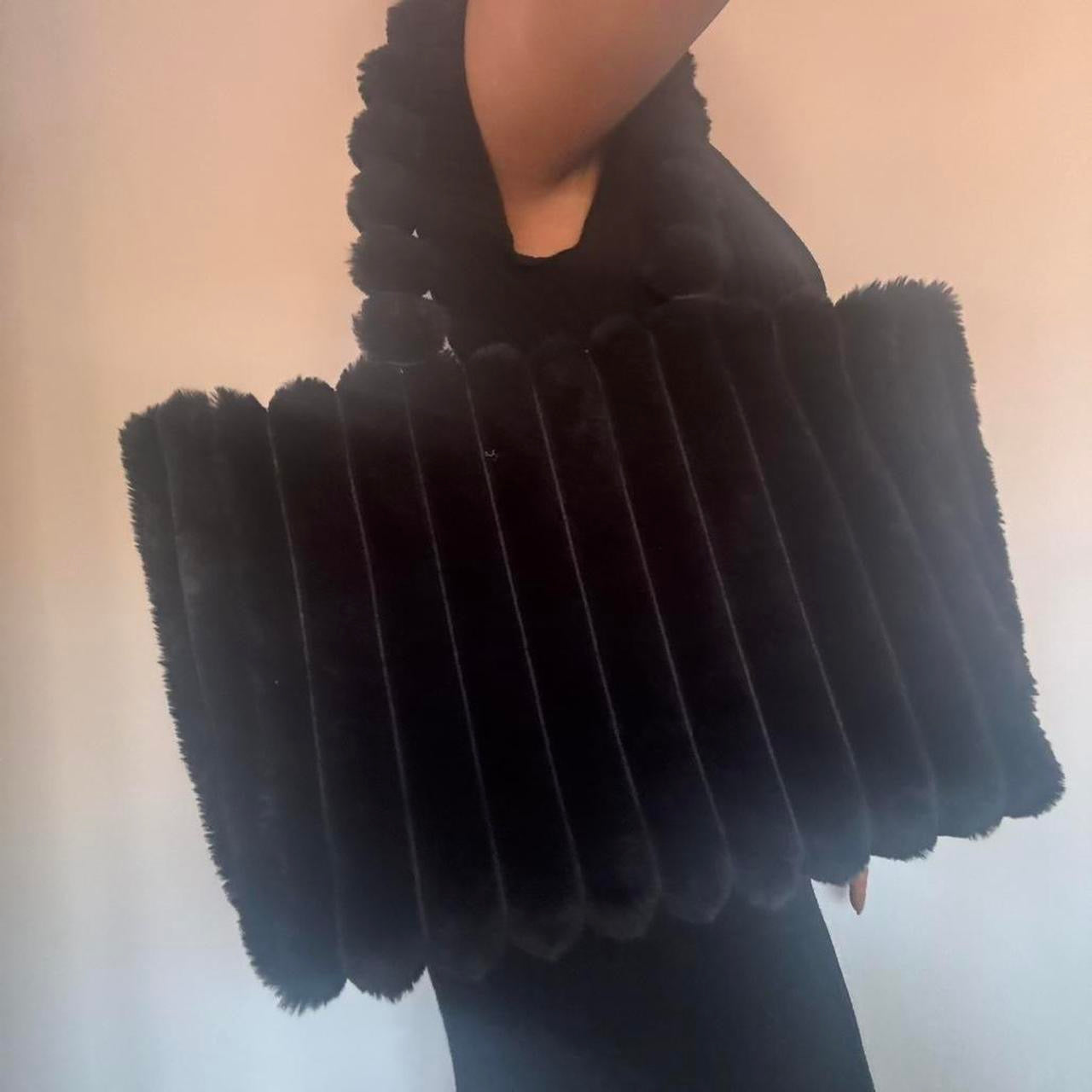 Black fluffy bag