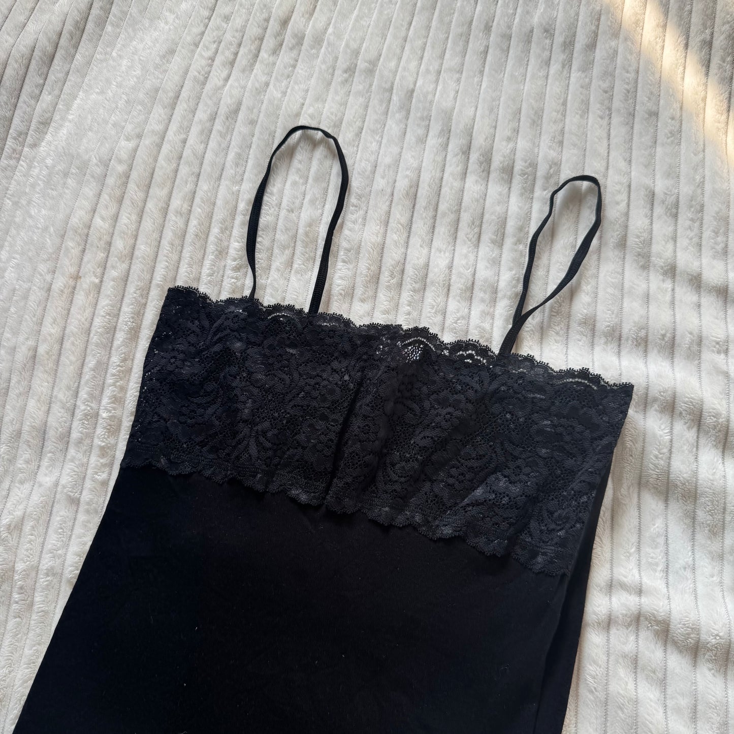 00s black lace cami XS/S