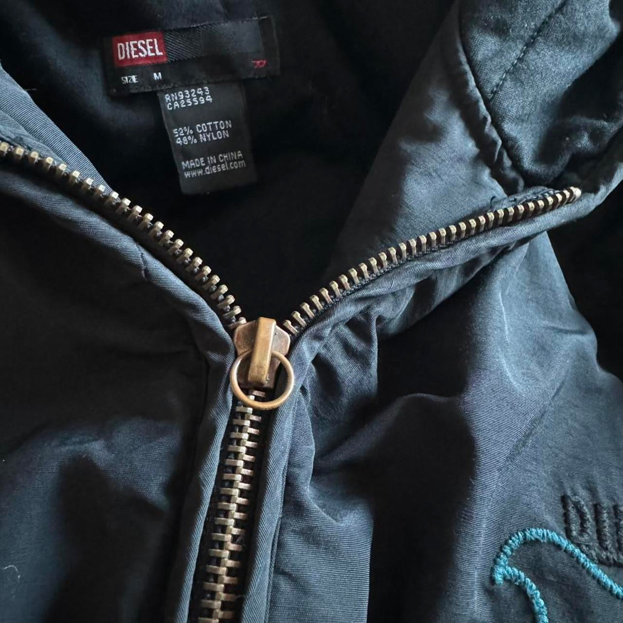 Diesel black fitted puffer coat M