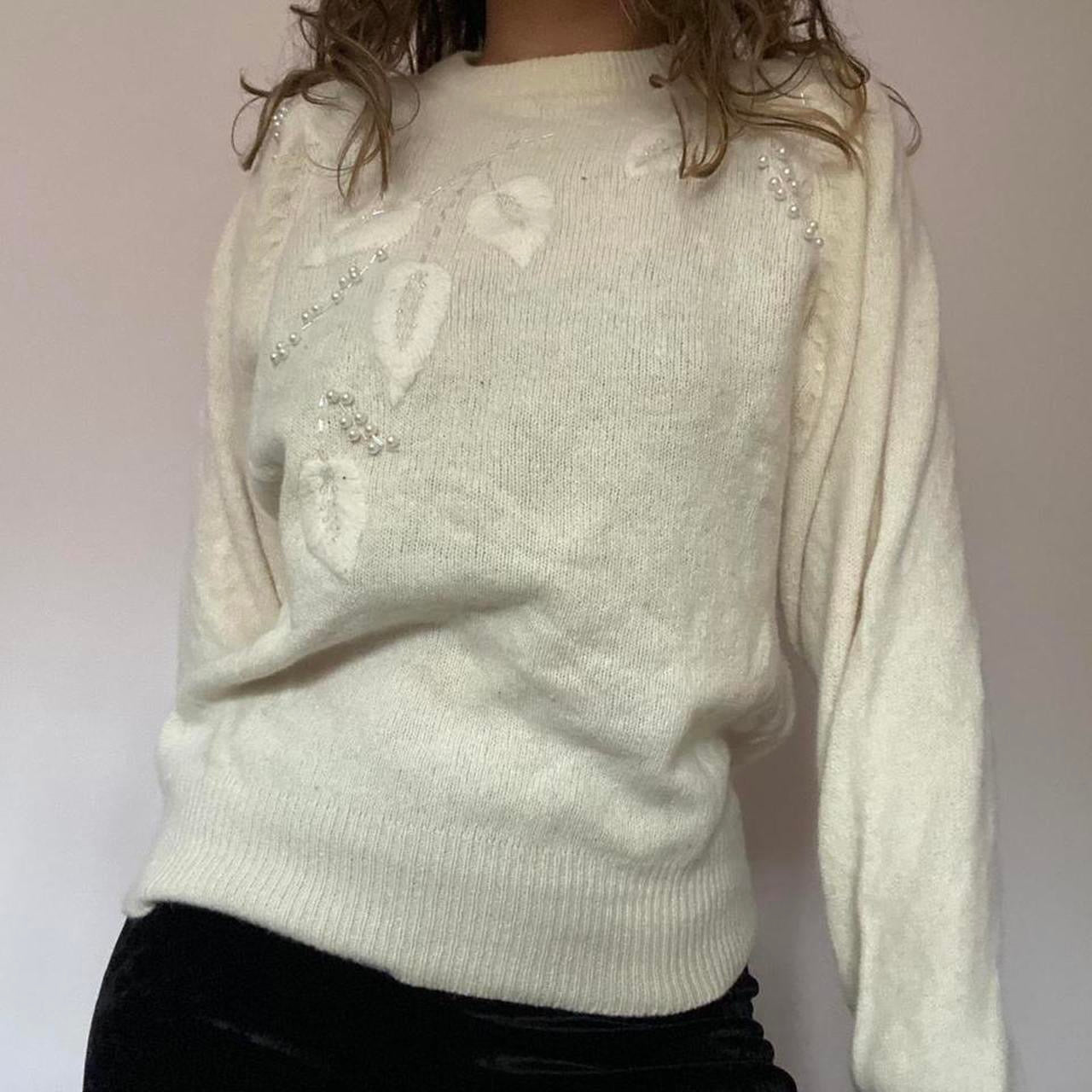 Cream wool jumper small