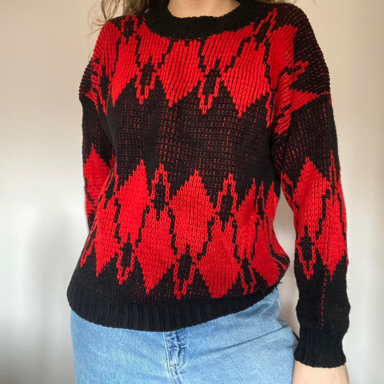 Black & red knit jumper L
