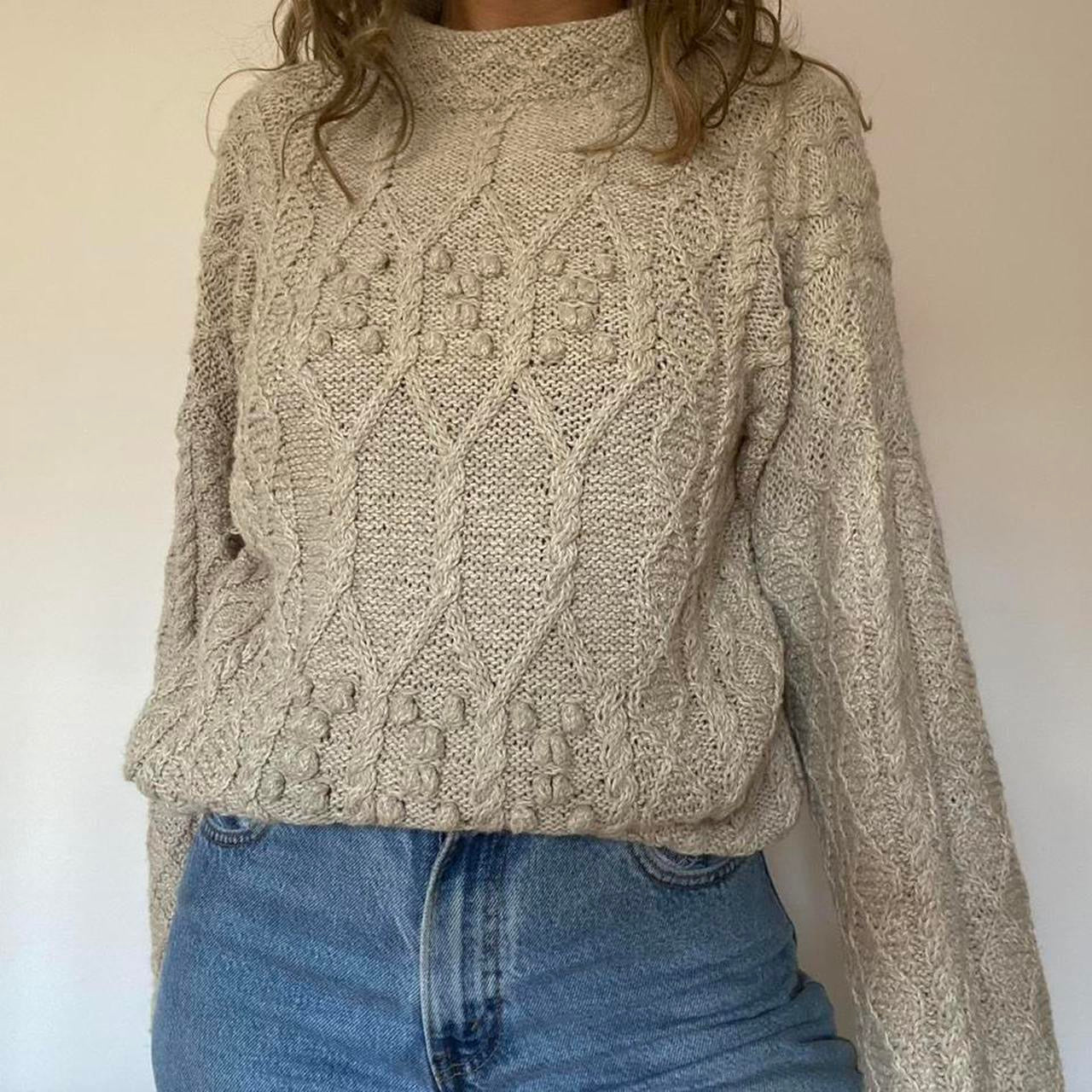 Beige cable knit jumper L
