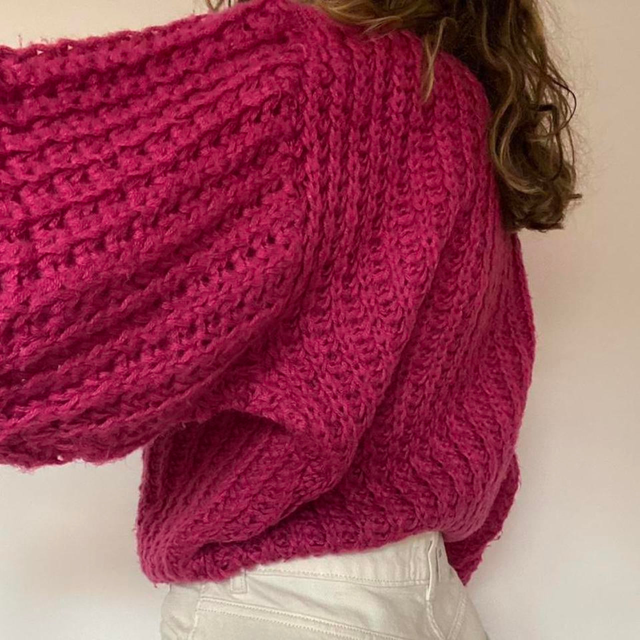 Hot pink knit jumper L