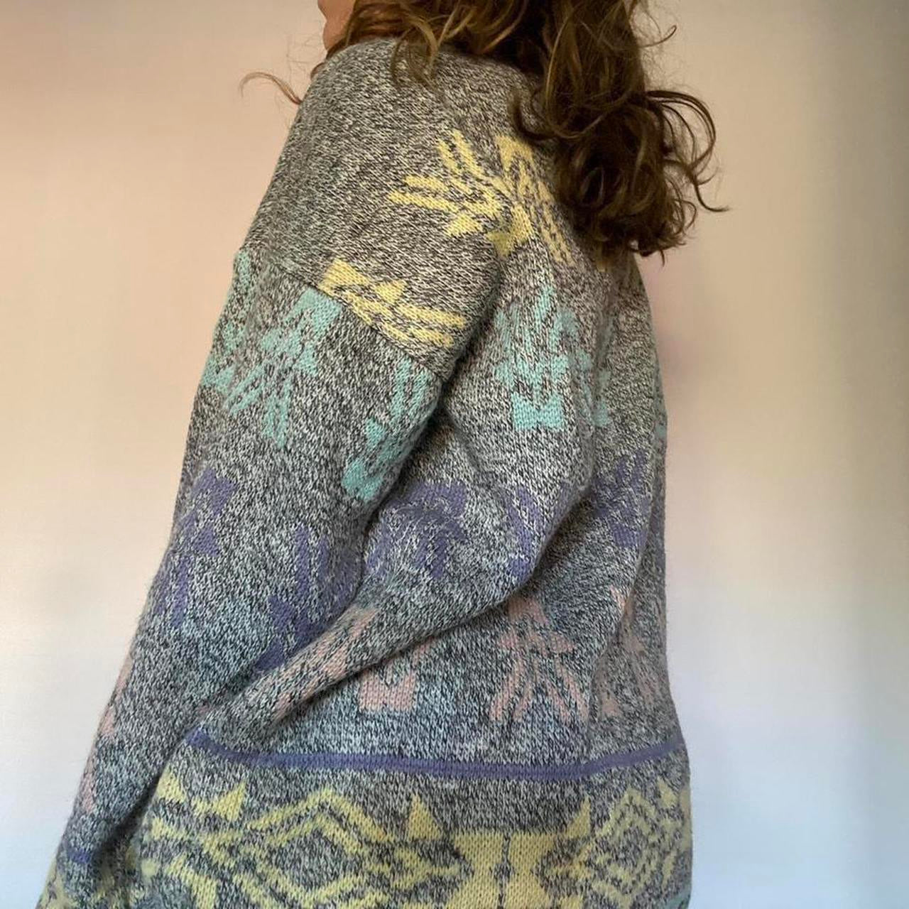 Grey & pastel knit jumper L