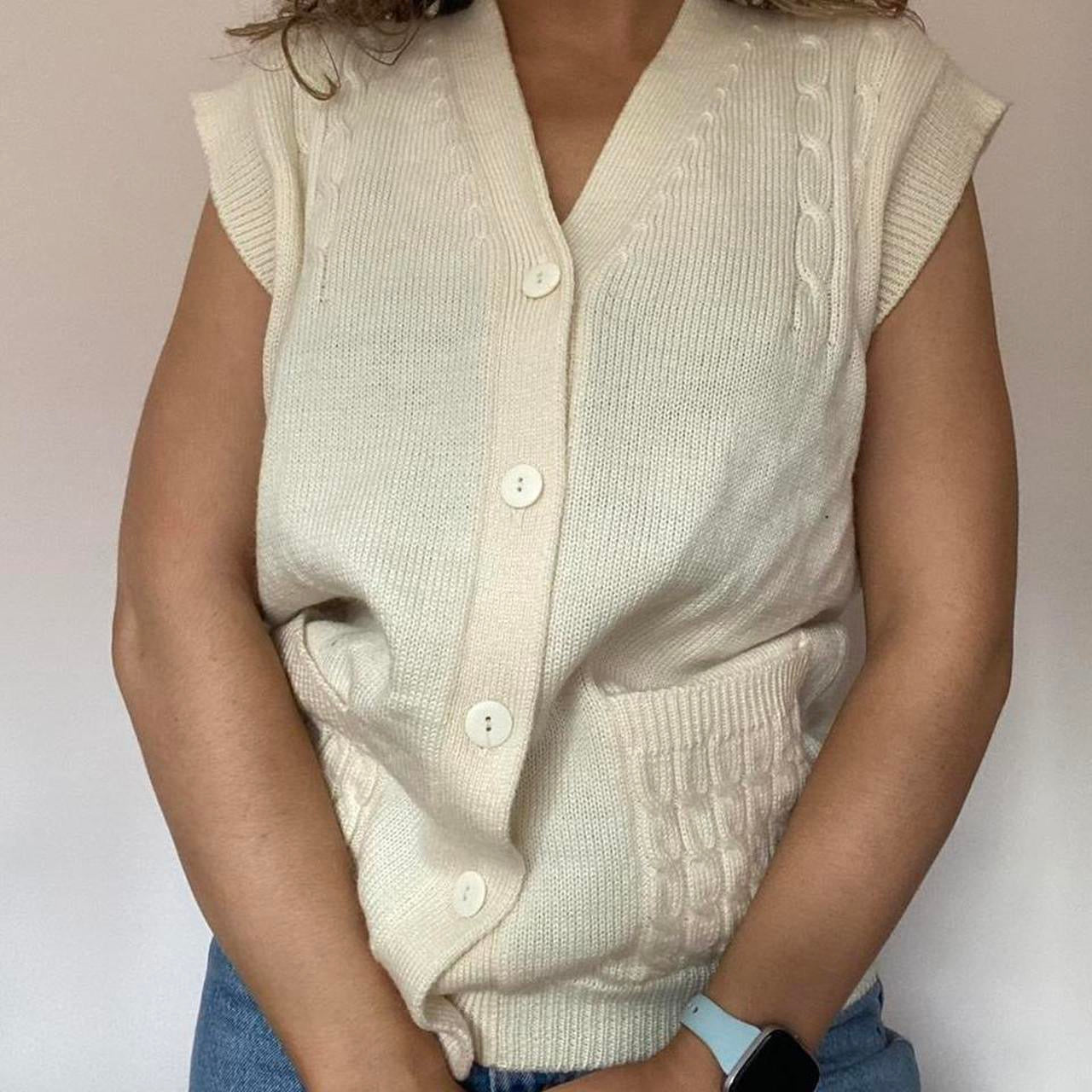 Cream knit waistcoat M