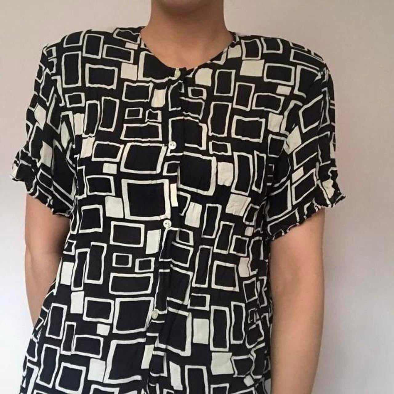 Black & cream square shirt L
