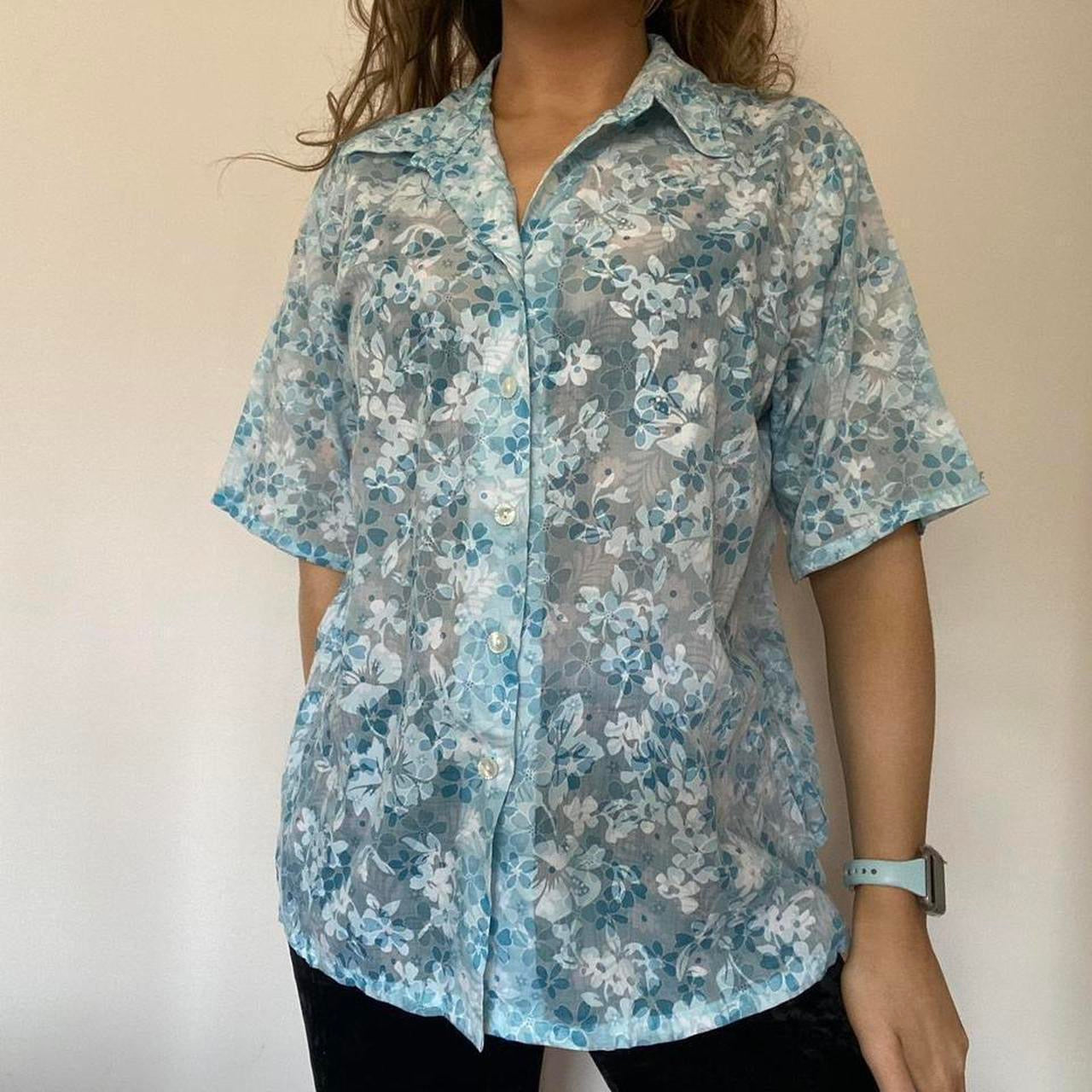 Blue & white floral shirt L
