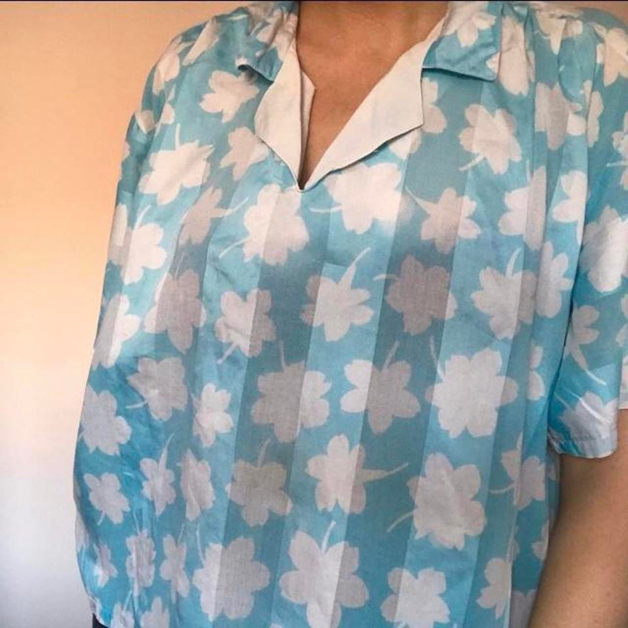 Blue & white shirt L
