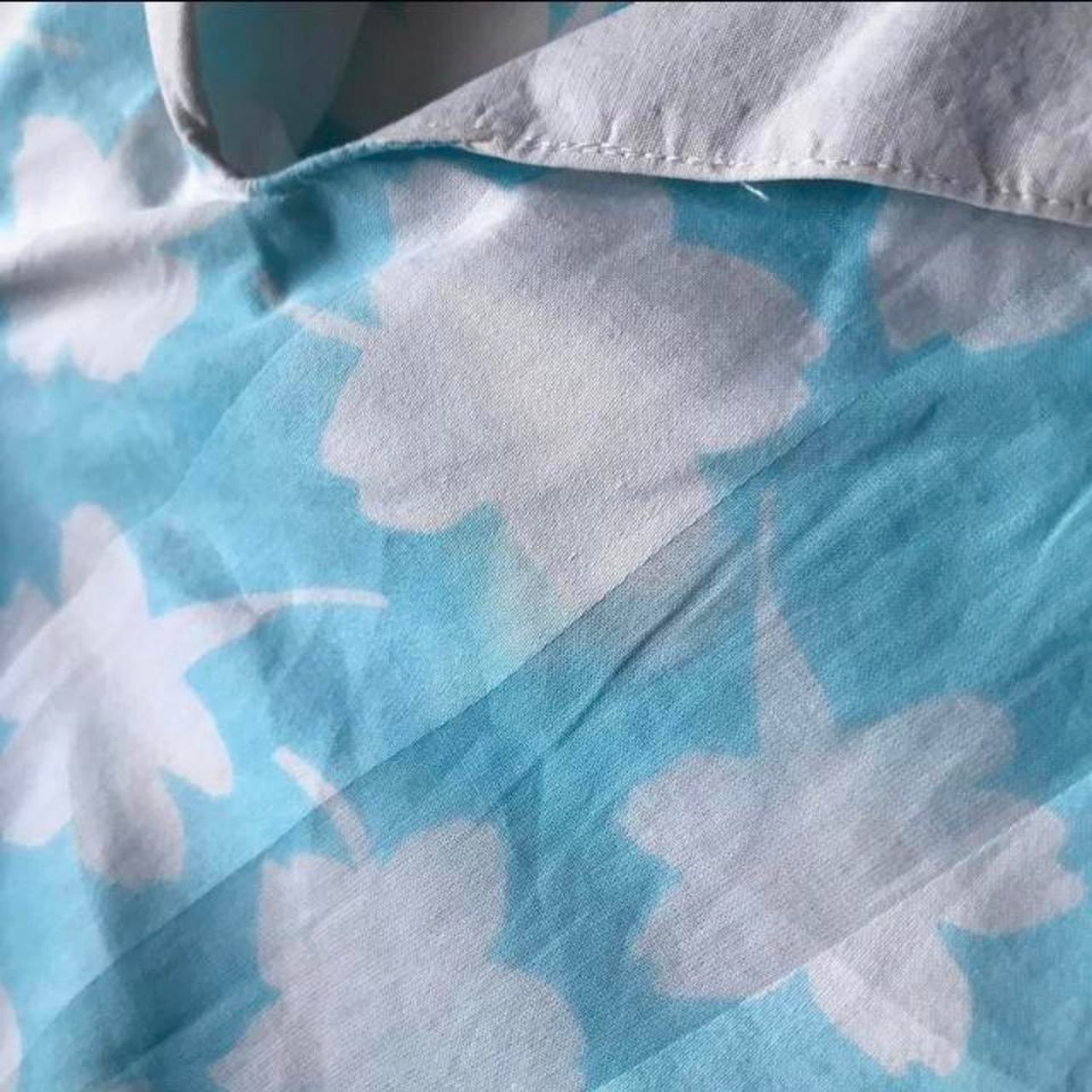 Blue & white shirt L