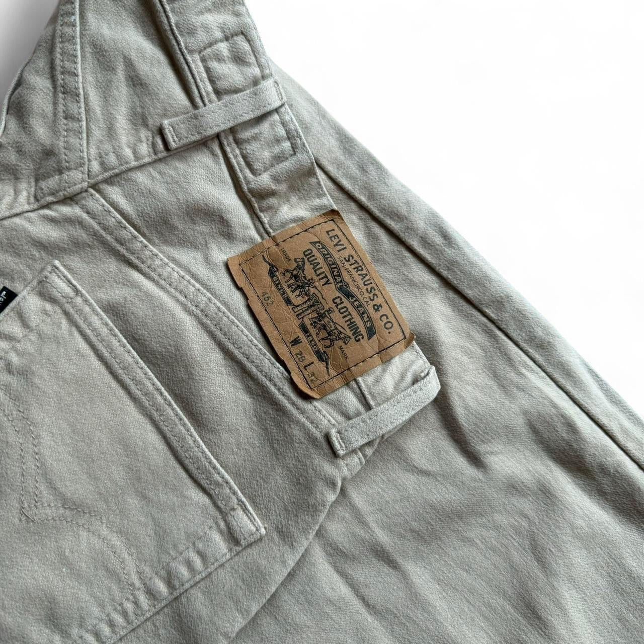 Levi’s mom jeans w27