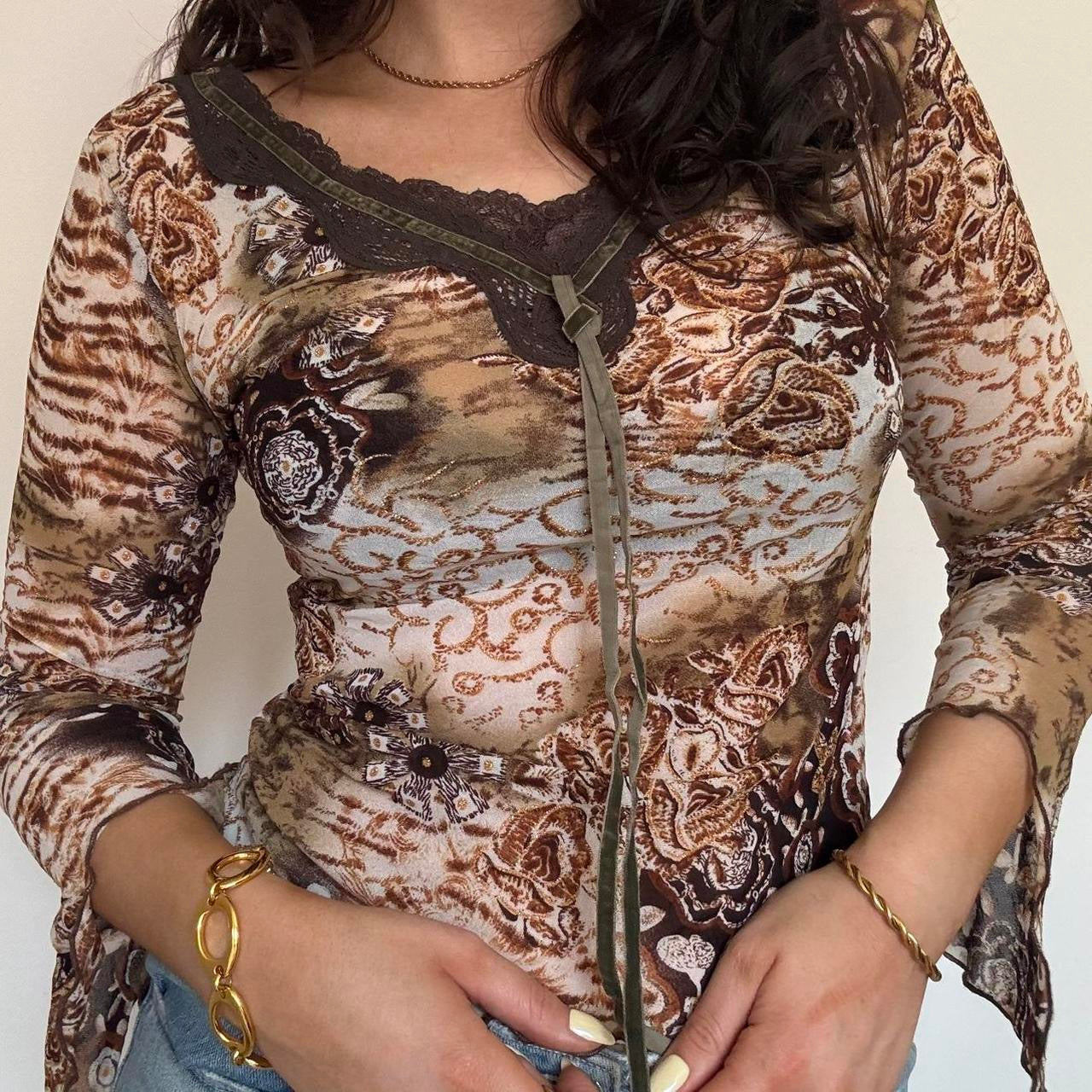00s brown frilly top S