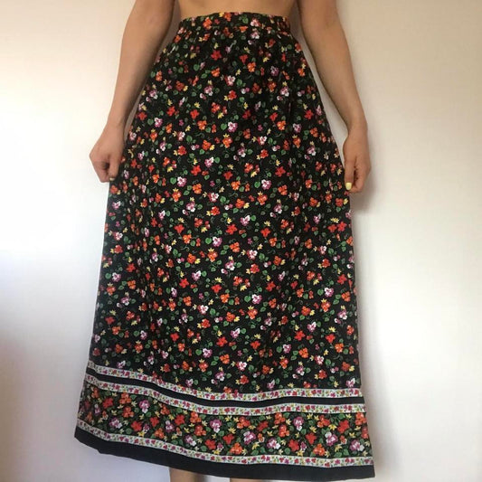 100% cotton floral midi skirt w26”