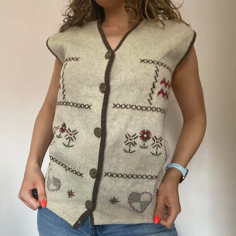 Beige gilet small