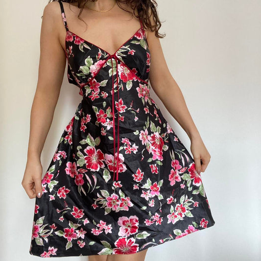 Floral satin dress L