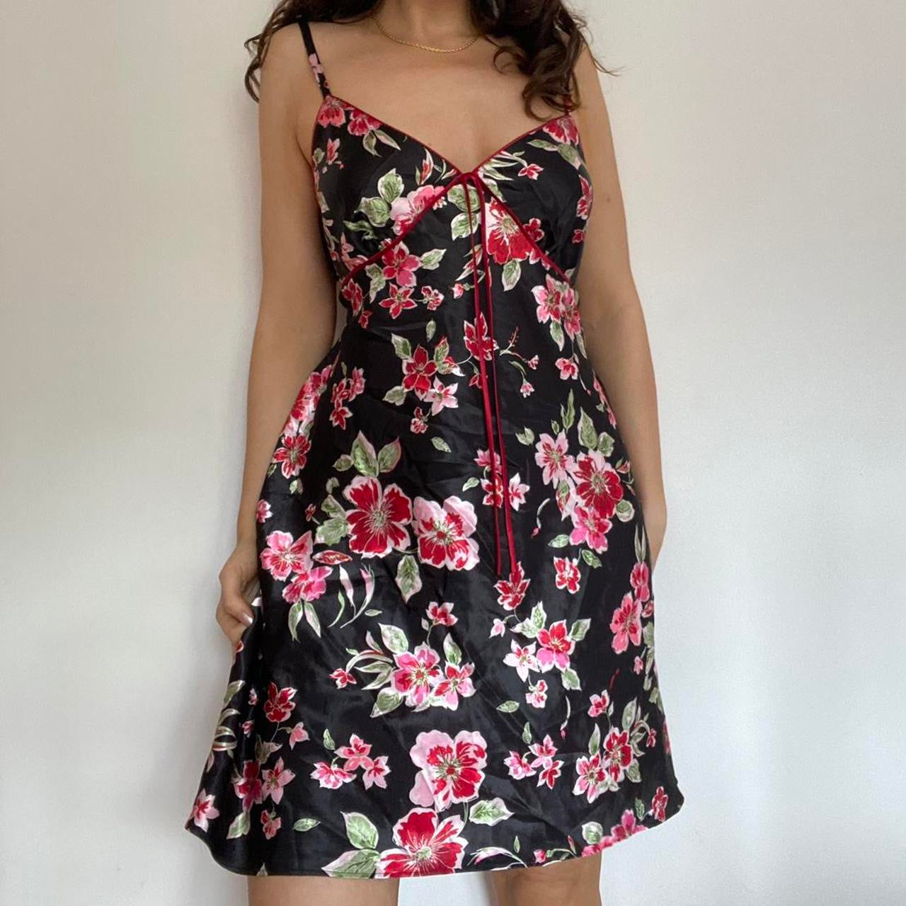 Floral satin dress L