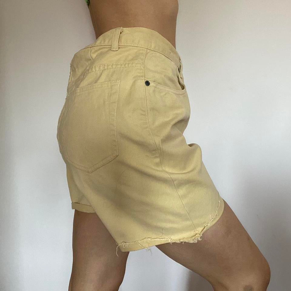 Yellow 100% cotton high waisted shorts w30”