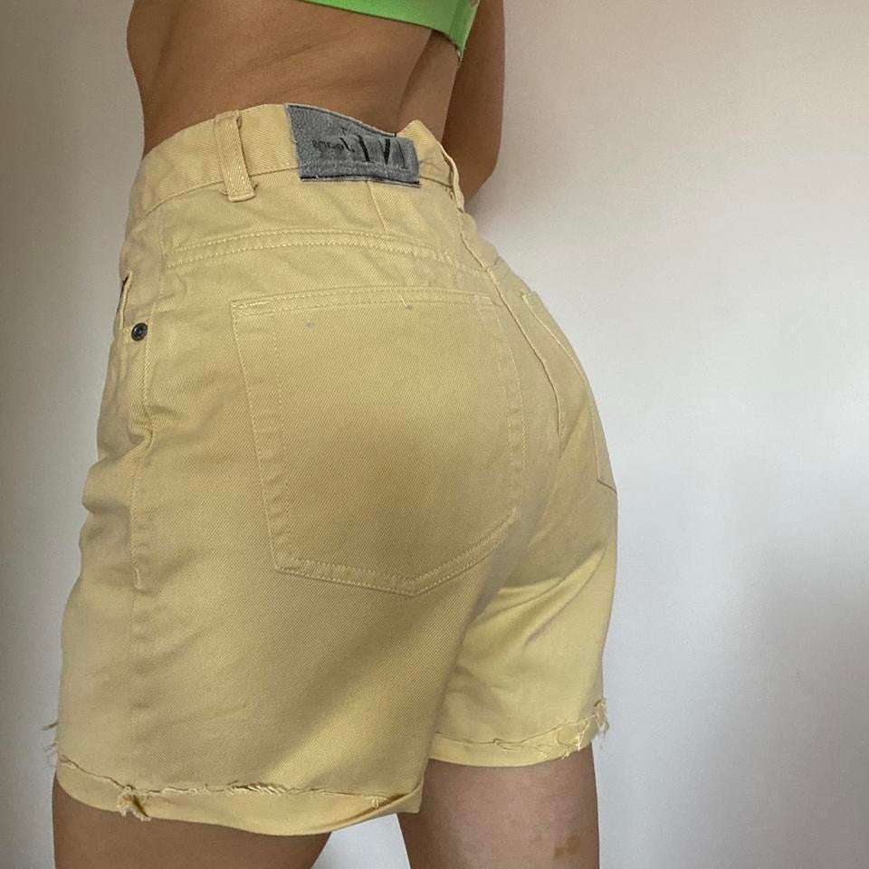 Yellow 100% cotton high waisted shorts w30”