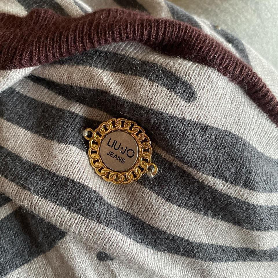 Zebra print grey cardigan small