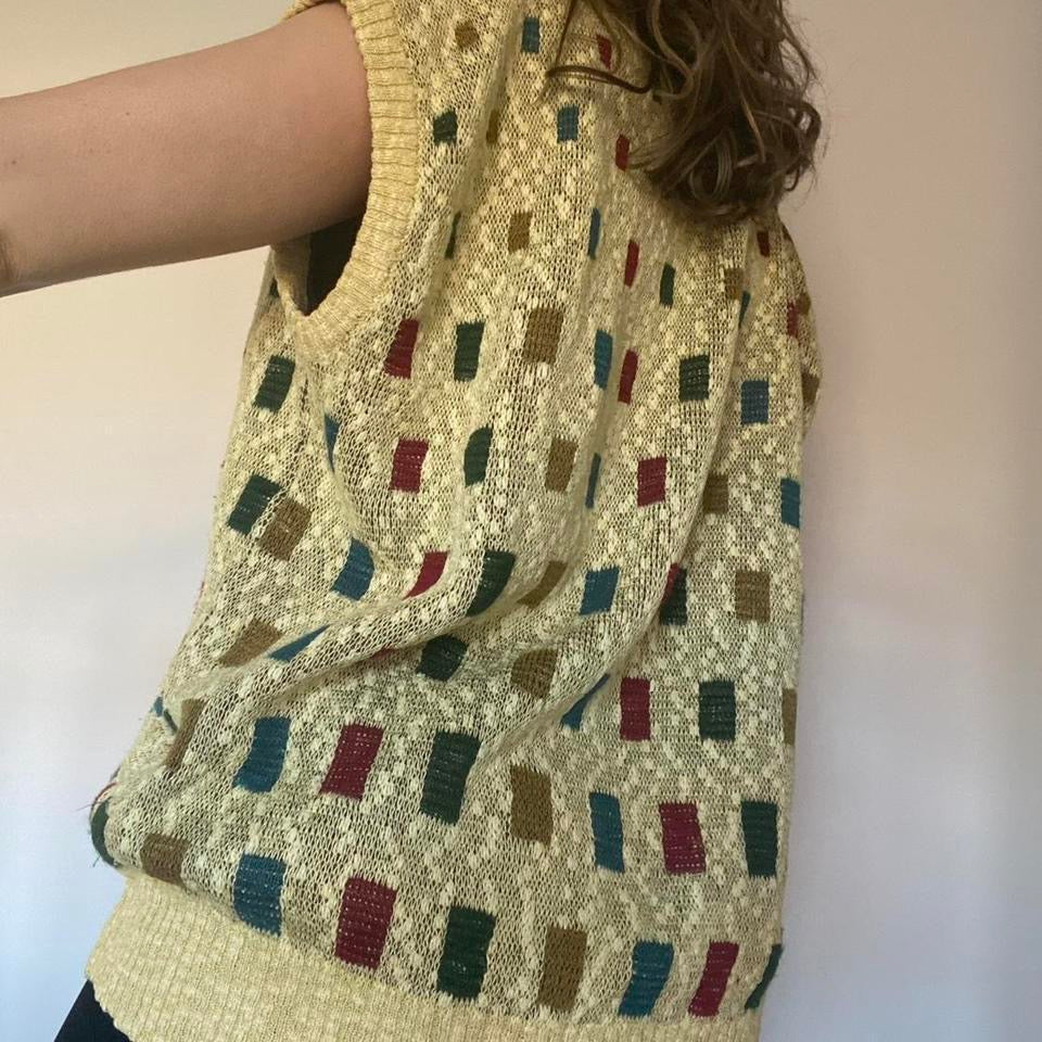 Knit yellow sweater vest XL