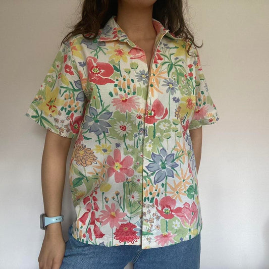 100% cotton bright floral multicoloured shirt large