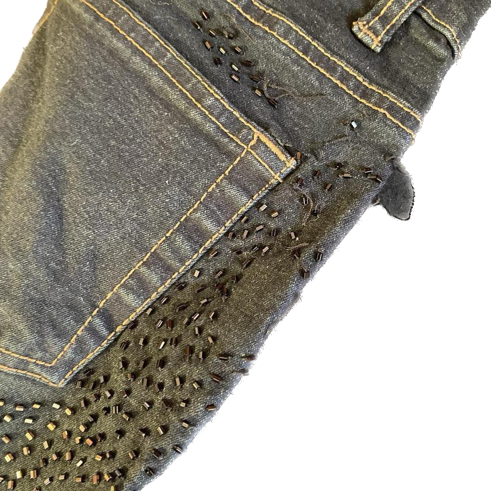 00s mid rise beaded detailed flared jeans w30”